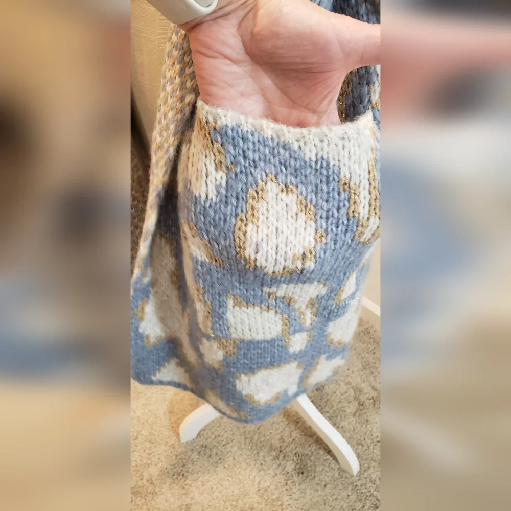 NWOT Davi&Dani women's S cardigan sweater. - Picture 7 of 13